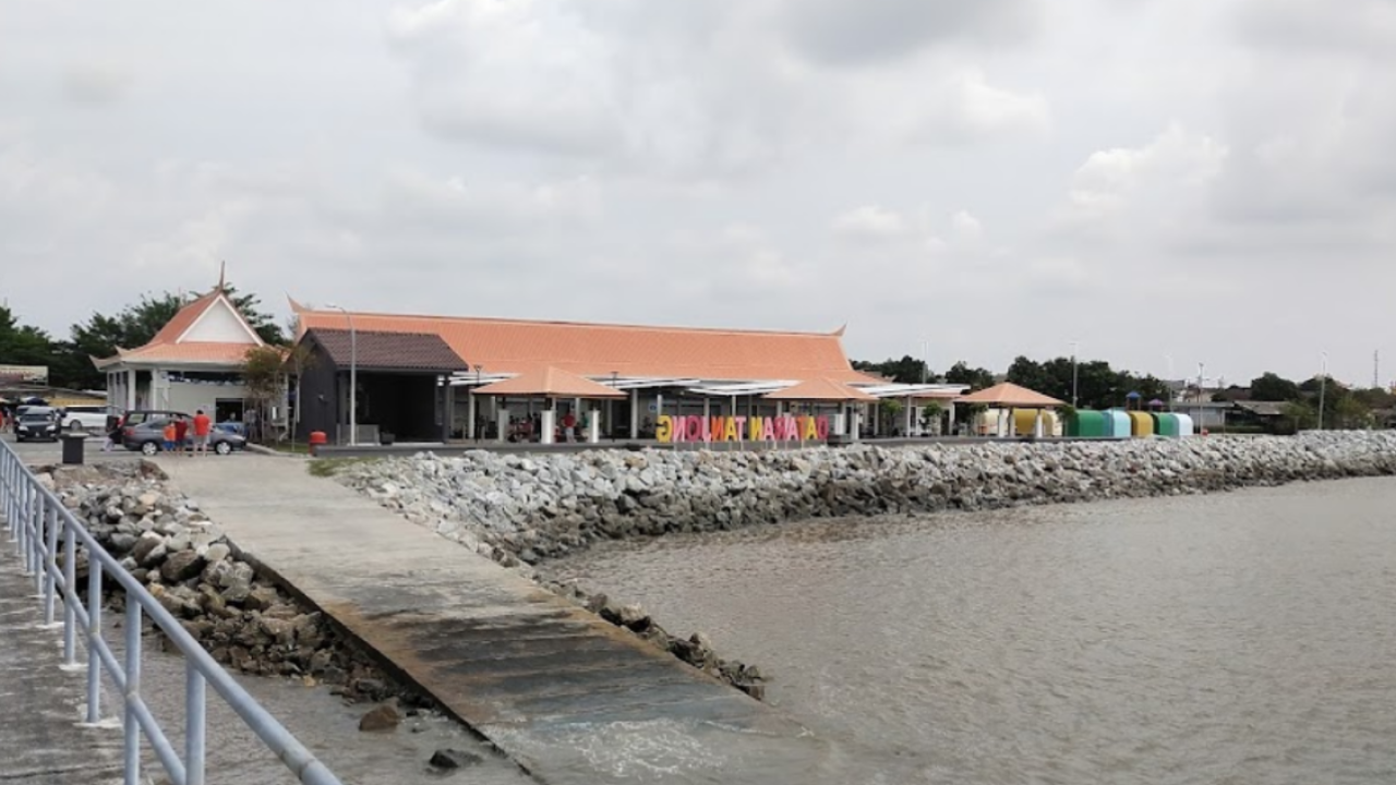 Medan Selera Dataran Tanjung, Jeti Tanjung Sepat